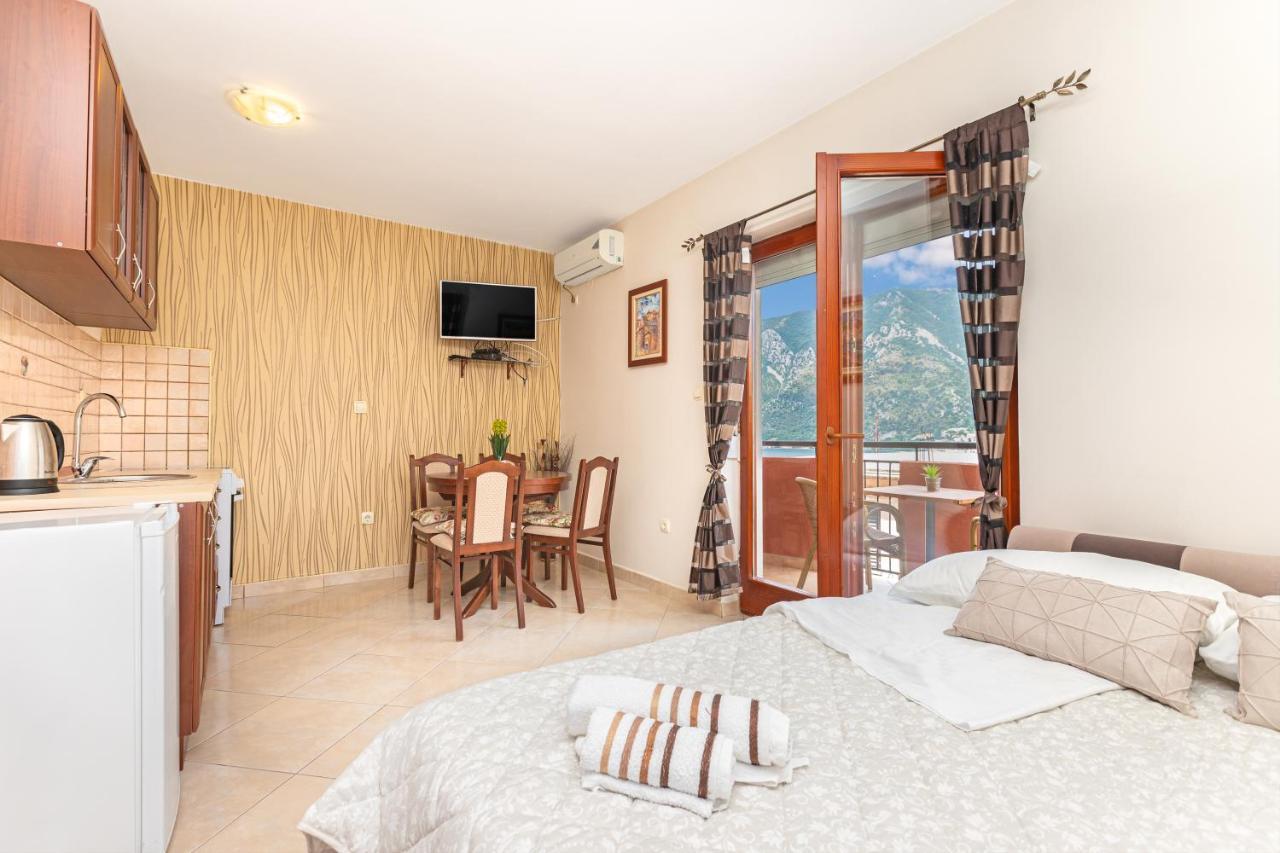 Apartments Donkovic Kotor Ngoại thất bức ảnh