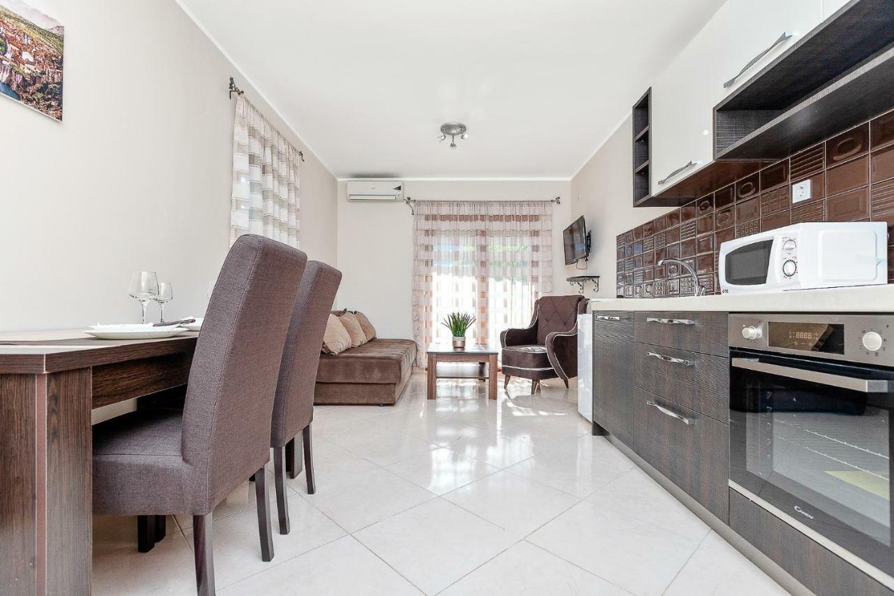 Apartments Donkovic Kotor Ngoại thất bức ảnh